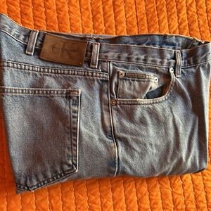 Calvin Klein straight leg zipper fly jean 36x32